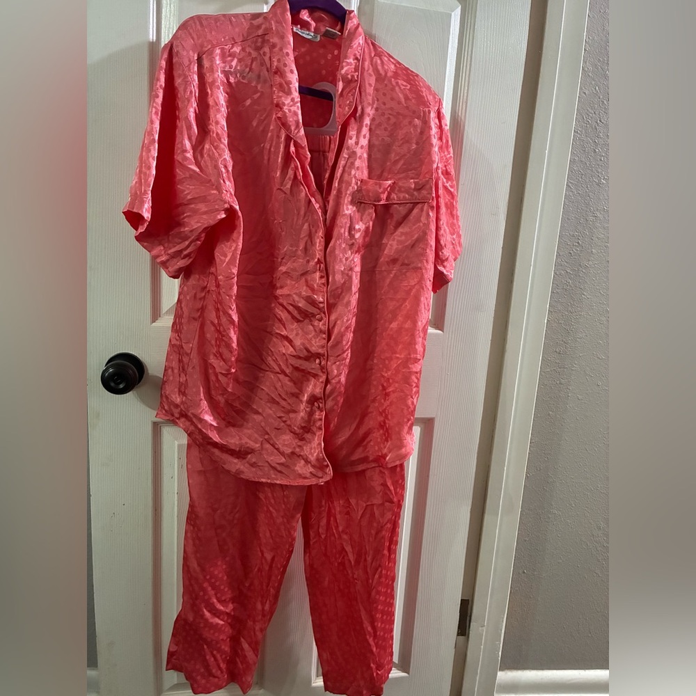 Women's Large Pink Button Up Pajama Set
